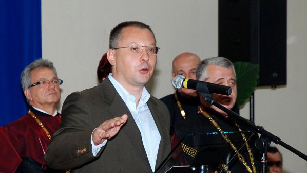 БСП-Пазарджик поиска оставката на Станишев