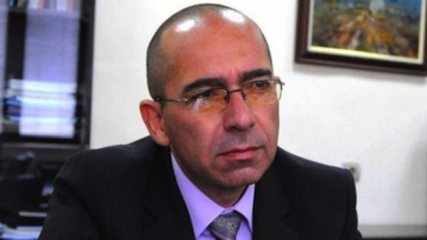 Д-р Константинов: Уволнението на Цеков е демонстрация на безпринципност и лични интереси