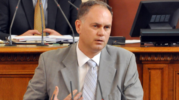 Кадиев: Бъдещето на парламента зависи от ГЕРБ, а не от &quot;Атака&quot;