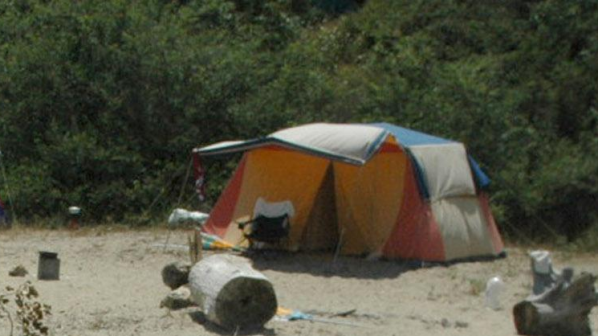 Премахват 23 палатки от Иракли