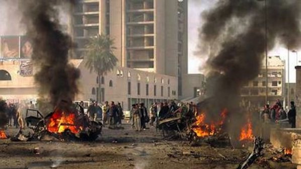 30 убити при серия от терористични нападения в Ирак