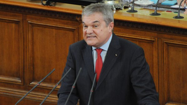 Румен Петков: БСП да не се вкопчва във властта на всяка цена