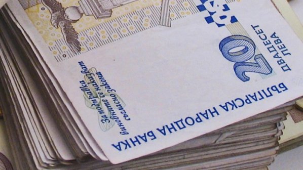 Малко над 4 млн. българи плащат пенсионни осигуровки
