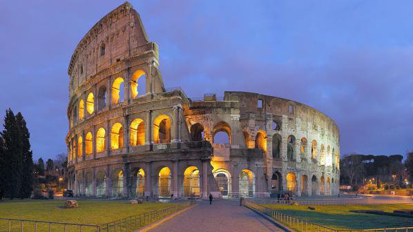Рим забрани движението на частни автомобили около Колизеума
