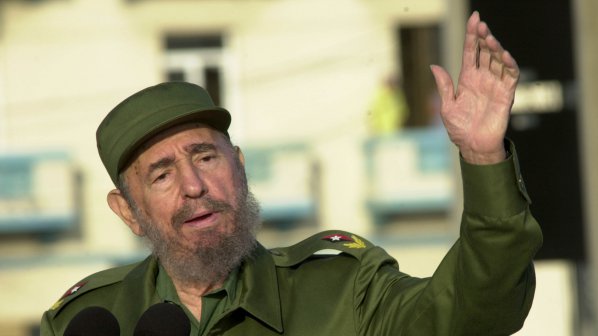 Фидел Кастро на 87 г.: Живях, за да се боря