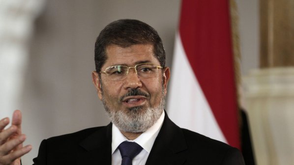 Удължиха ареста на Мохамед Морси с 15 дни