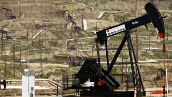 Заради кризата в Сирия цените на нефта и златото се вдигат