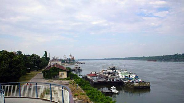 Високите води на Дунава през пролетта разрушили част от кейовата стена в Русе
