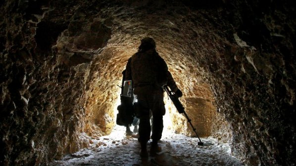 27 миньори загинаха при срутване в мина