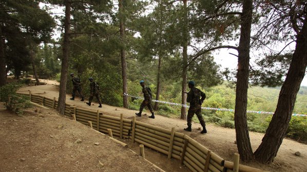 Намаляват наборната военна служба в Турция