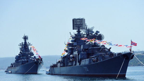 Турция: Руските ВМС преплуваха Босфора 62 пъти