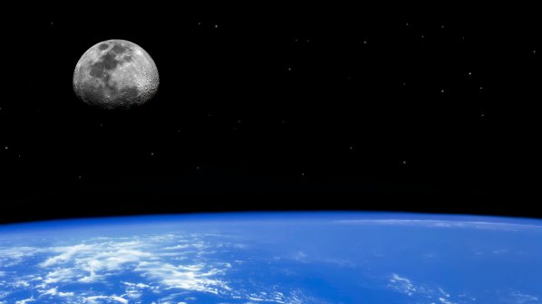 Луната се отдалечава от Земята