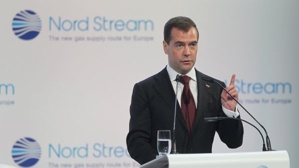 Дмитрий Медведев: Няма да има проблеми с руския газ за Европа