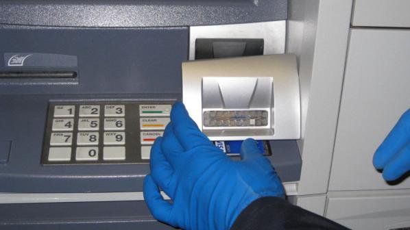 Осъдиха българин за кражби от банкомати в Казахстан