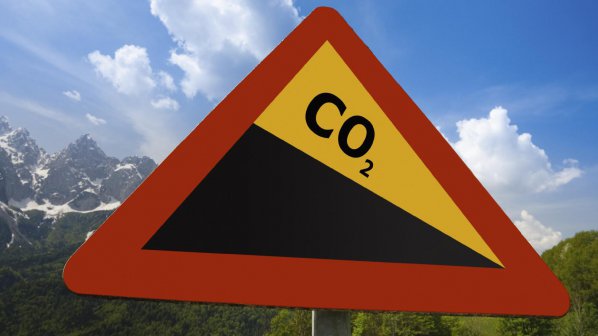 Въглеродните емисии намаляват