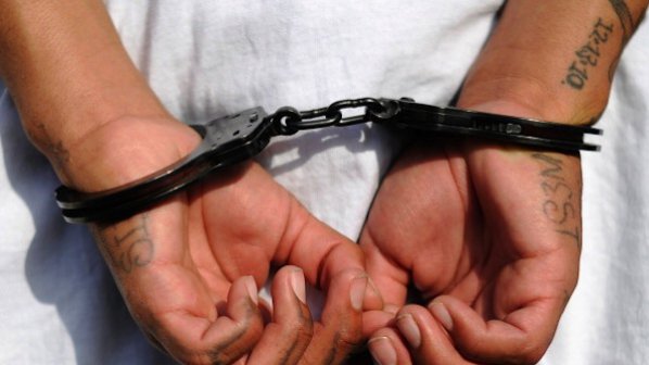 Арестуваха 348 души за разпространение на детска порнография