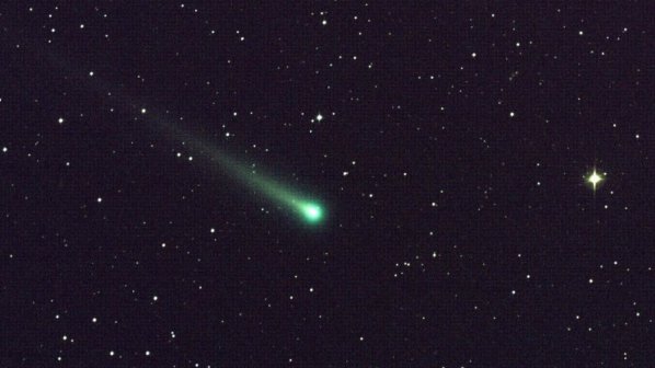 Кометата ISON избухна