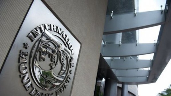 МВФ: Европа трябваше да опрости гръцките дългове