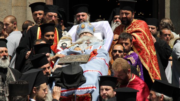 Правят втора експертиза за смъртта на митрополит Кирил