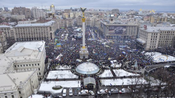 Руският парламент обвини Запада в намеса в Украйна