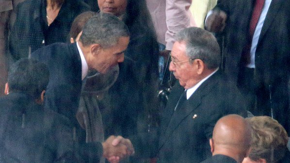 Ръкуването между Барак Обама и Раул Кастро не е било планирано