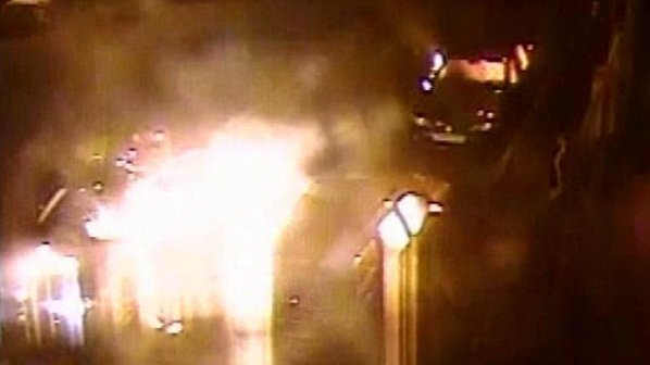 Подпалвач си запали главата при опит да опожари кола