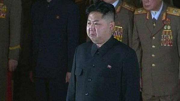 Ким Чен Ун чества две години на власт
