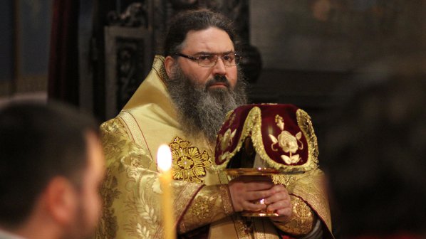 Новият Варненски митрополит с първа служба в Добрич