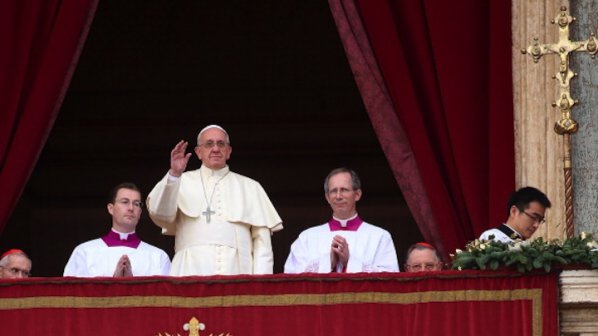 Папата призова за сила, кураж и надежда през Новата година