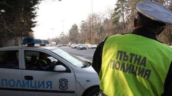 Кола уби пешеходка на пътя София-Варна