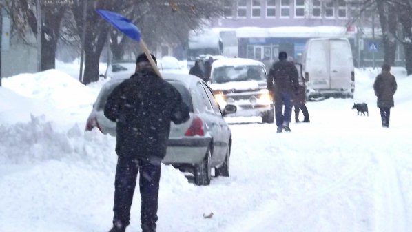 Североизточна България е в снежен капан