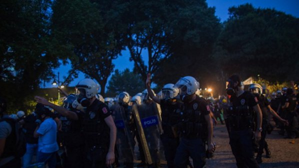 Демонстрации в Истанбул заради цензура в интернет