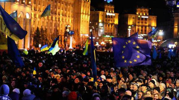 ЕС призова Украйна да реформира конституцията си