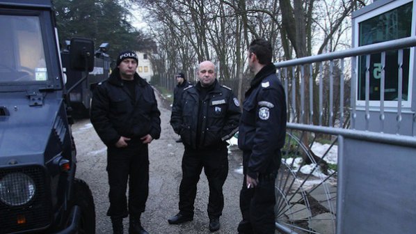 Кметът на Малорад чака жандармерията с 23 кг мръвки