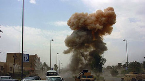 Кола бомба уби цивилни американци в Кабул