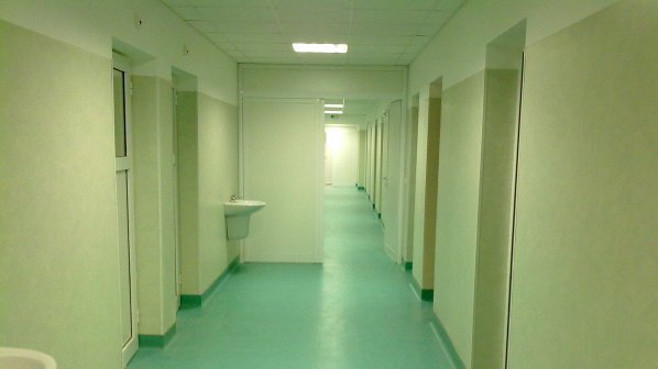 Малчугани се лекуват в мизерия в болницата в Русе