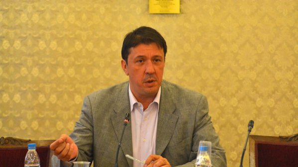 Явор Куюмджиев: Не може да спасяваме държавата от ГЕРБ с ГЕРБ