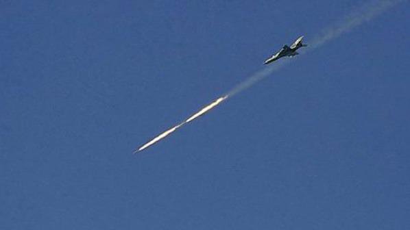 Сирийски самолет обстреля територията на Ливан