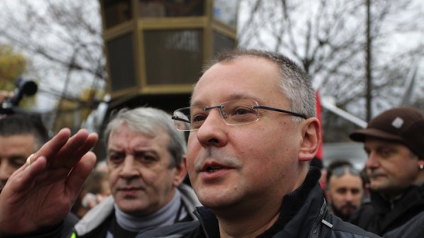 Станишев: ГЕРБ нямат моралното право да внасят вот на недоверие