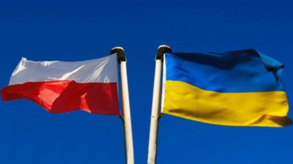 Полша придвижва войски до Украйна