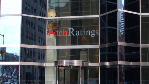 Fitch понижи рейтинга на Русия