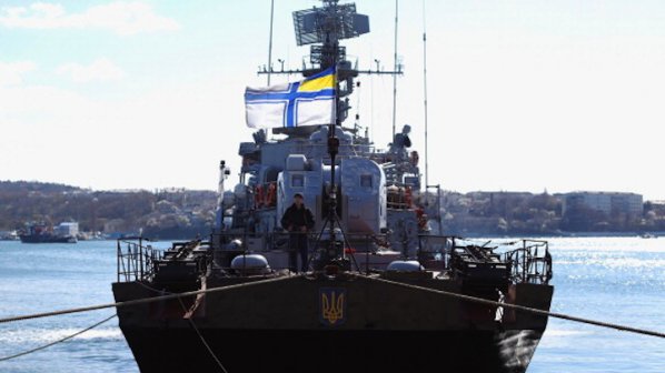 Щурмуваха украински боен кораб в Крим