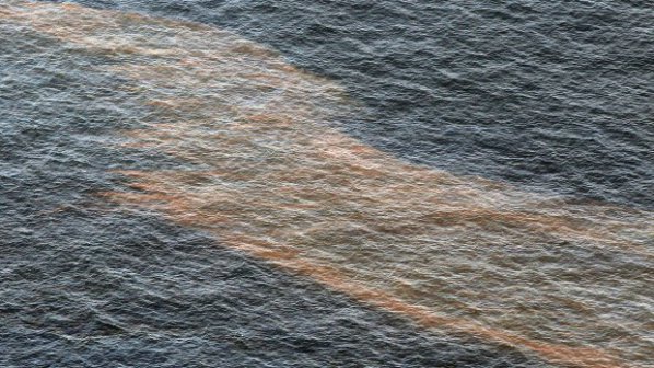 Над 600 тона мазут се изляха в Мексиканския залив