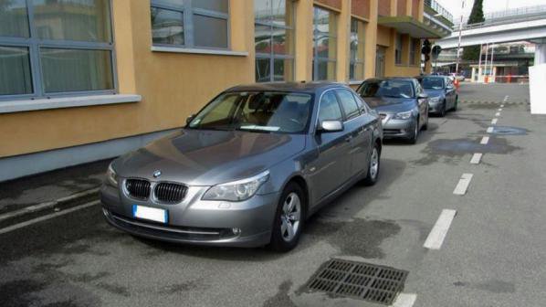 Италианското правителство разпродава служебни коли в eBay