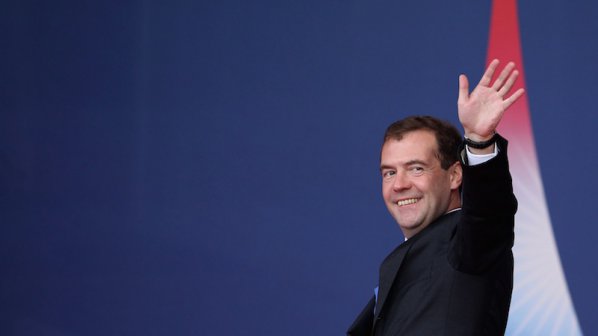 Медведев: Русия е подпомогнала Украйна с $250 млрд.