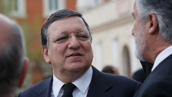 Путин цели пълен контрол над Украйна, обяви Барозу