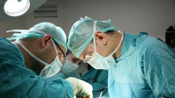 Трансплантираха бял дроб на българин във Виена