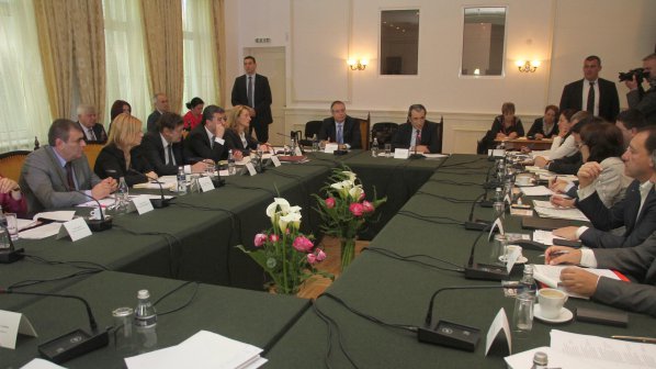 Кабинетът изнася заседанието си във Варна (снимки)