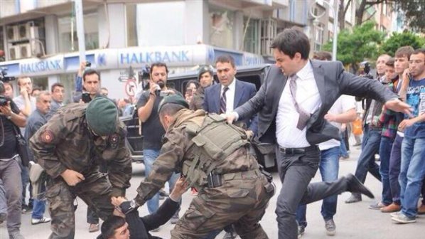 Съветник на турския премиер рита опечален в Сома (снимка+видео)