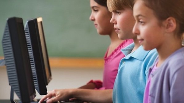 Плевенски училища въвеждат интерактивно обучение